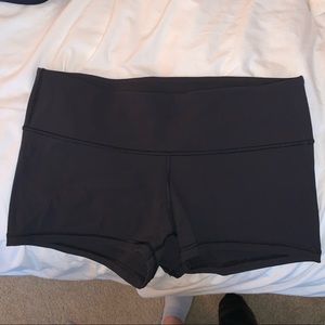 Black lululemon spandex/Wunder train 2”